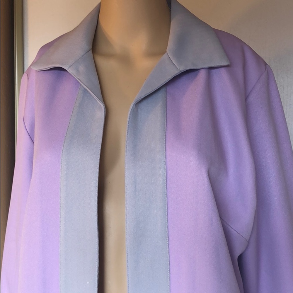 Lavender Blazer Jacket Size Medium - image 2